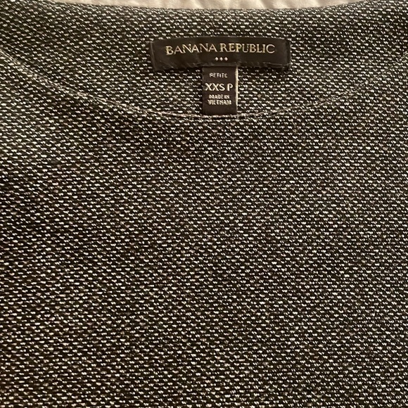 Banana Republic Blouse - Picture 2 of 3